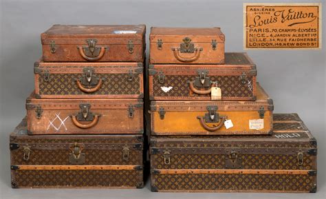 louis vuitton vintage luggage set|aging vintage Louis Vuitton luggage.